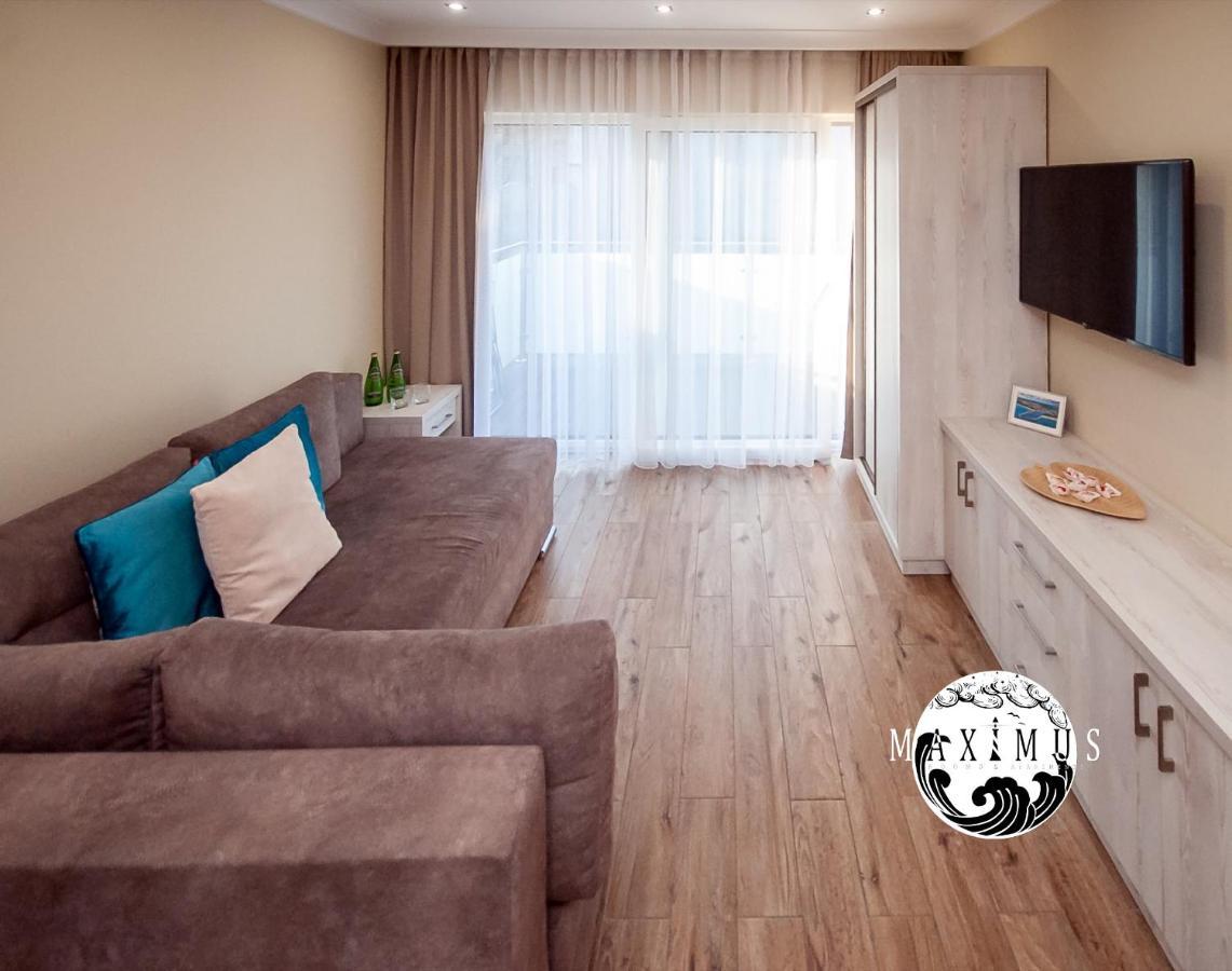 Maximus II Appartement Ustka Buitenkant foto